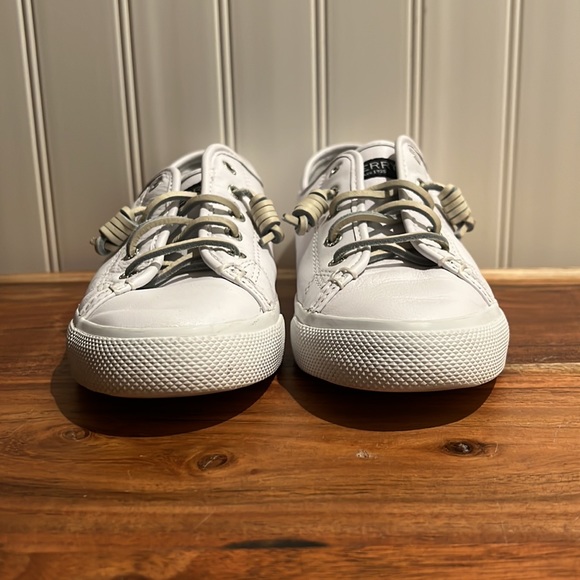 Sperry Leather Top-Sider Like New-Only Worn Two Times - Picture 4 of 13
